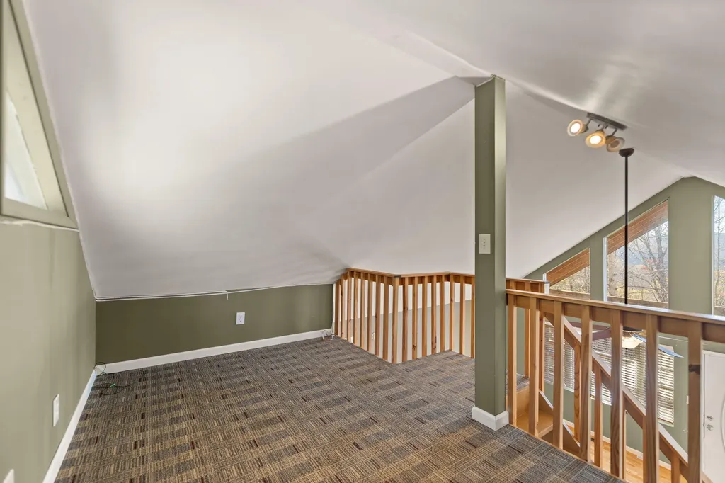 65 Maple Drive Burnside KY 42519