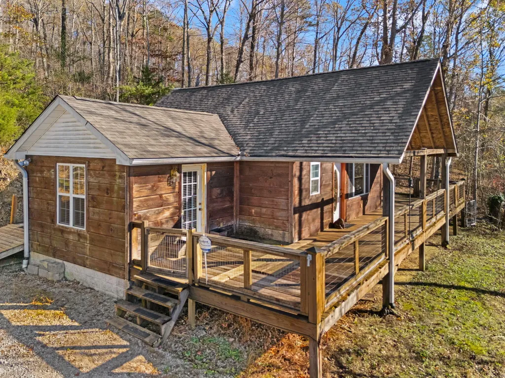 65 Maple Drive Burnside KY 42519