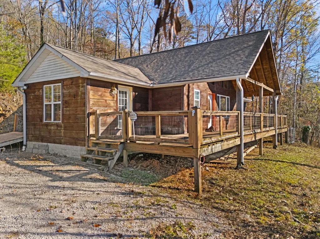 65 Maple Drive Burnside KY 42519