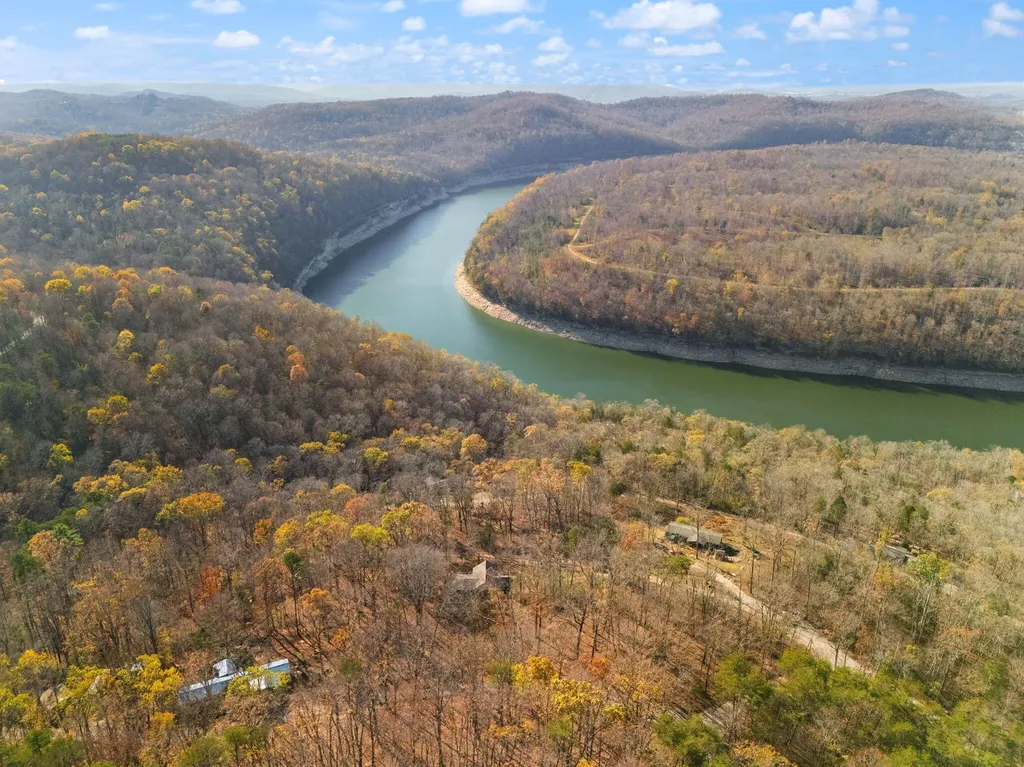 65 Maple Drive Burnside KY 42519
