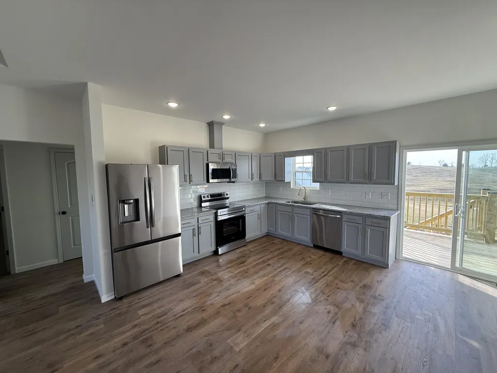 2005 Thorntree Drive Lawrenceburg KY 40342