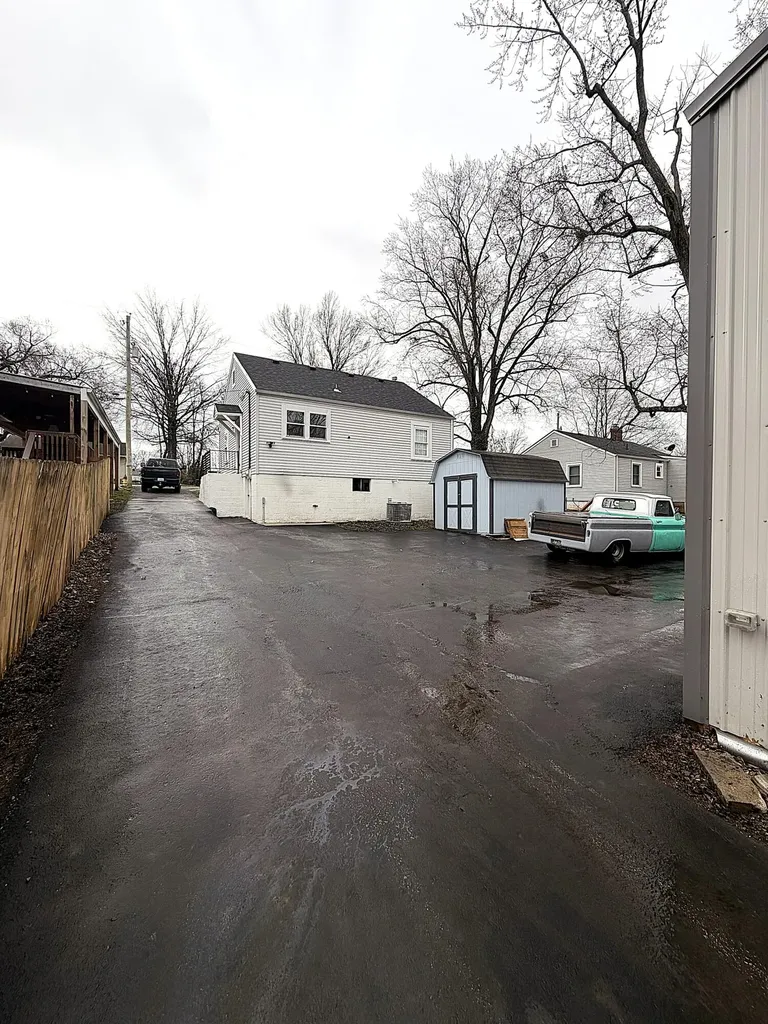 216 Laffoon Drive Frankfort KY 40601