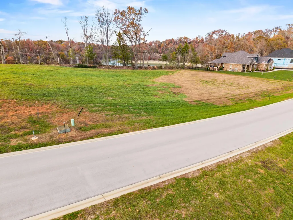 38 Lakemere Drive Somerset KY 42503