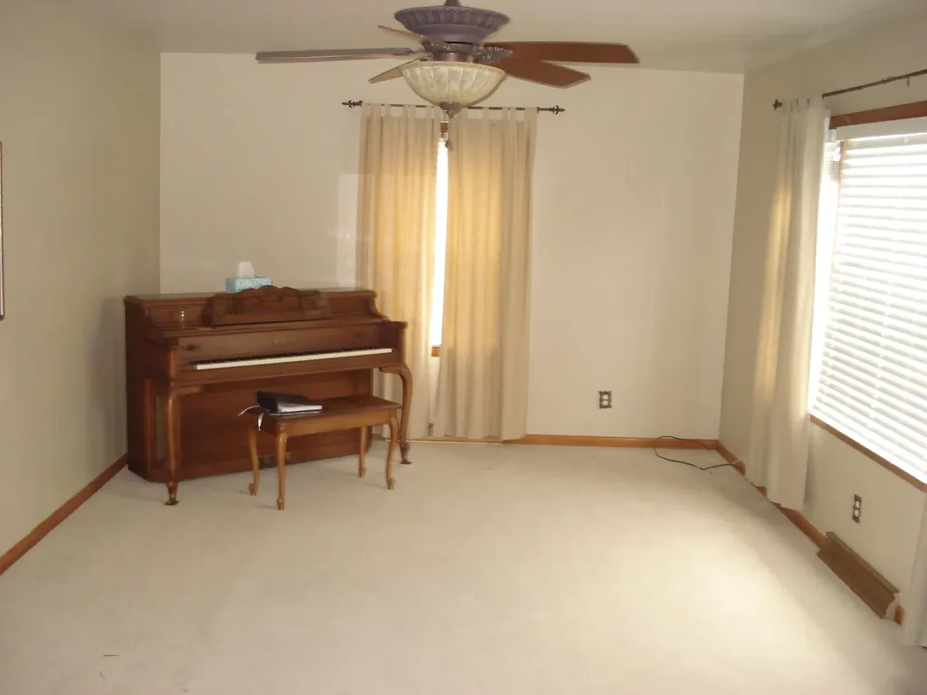 404 Broadway Avenue Cynthiana KY 41031