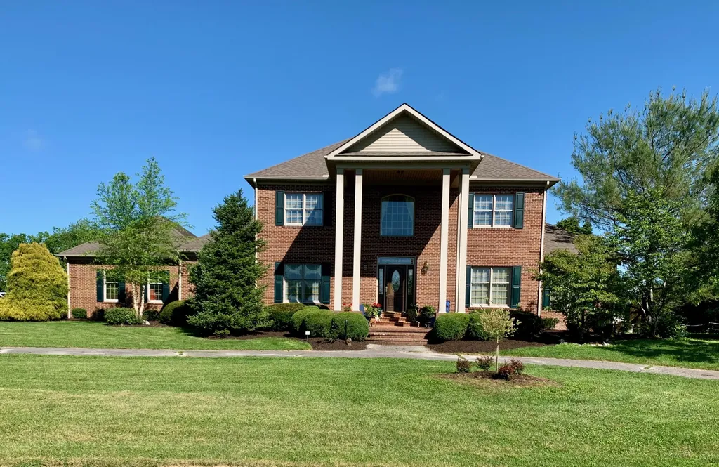 4440 Lexington Road Paris KY 40361