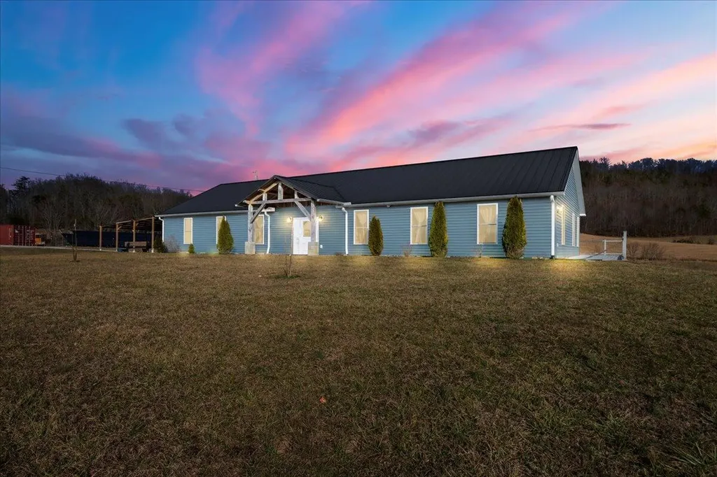 2655 Cripple Creek Road Rockholds KY 40759
