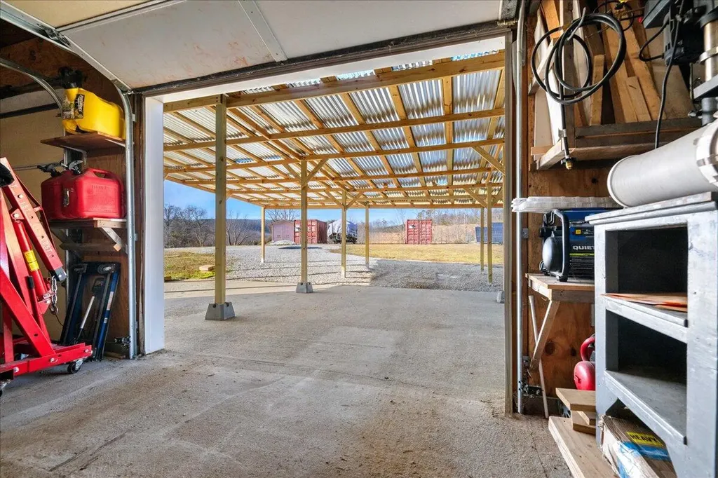 2655 Cripple Creek Road Rockholds KY 40759