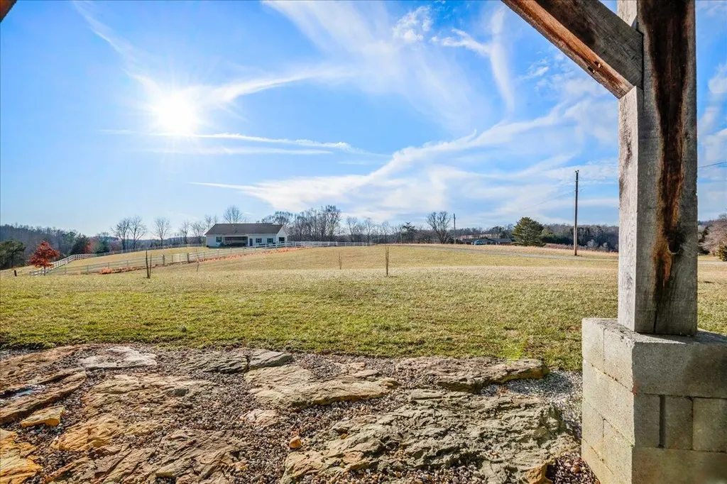 2655 Cripple Creek Road Rockholds KY 40759