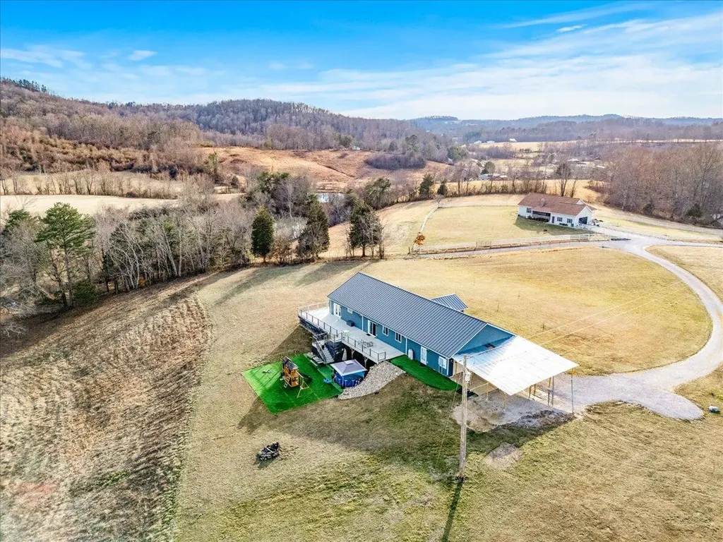 2655 Cripple Creek Road Rockholds KY 40759