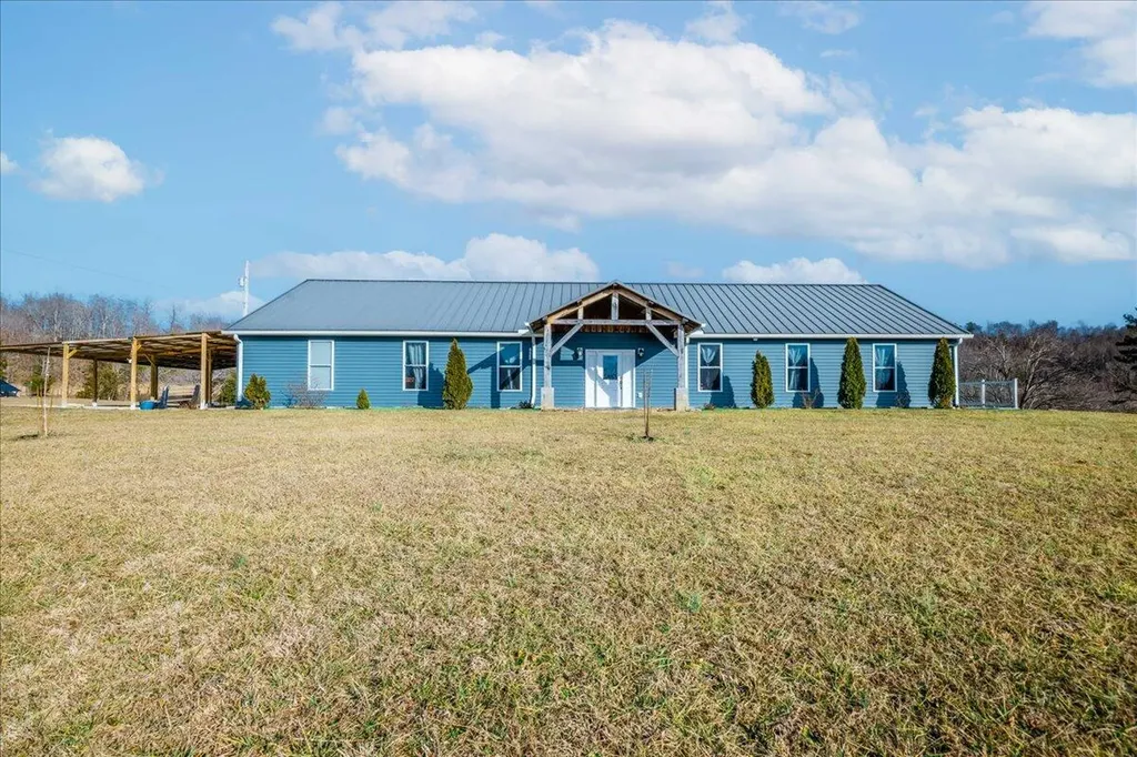 2655 Cripple Creek Road Rockholds KY 40759