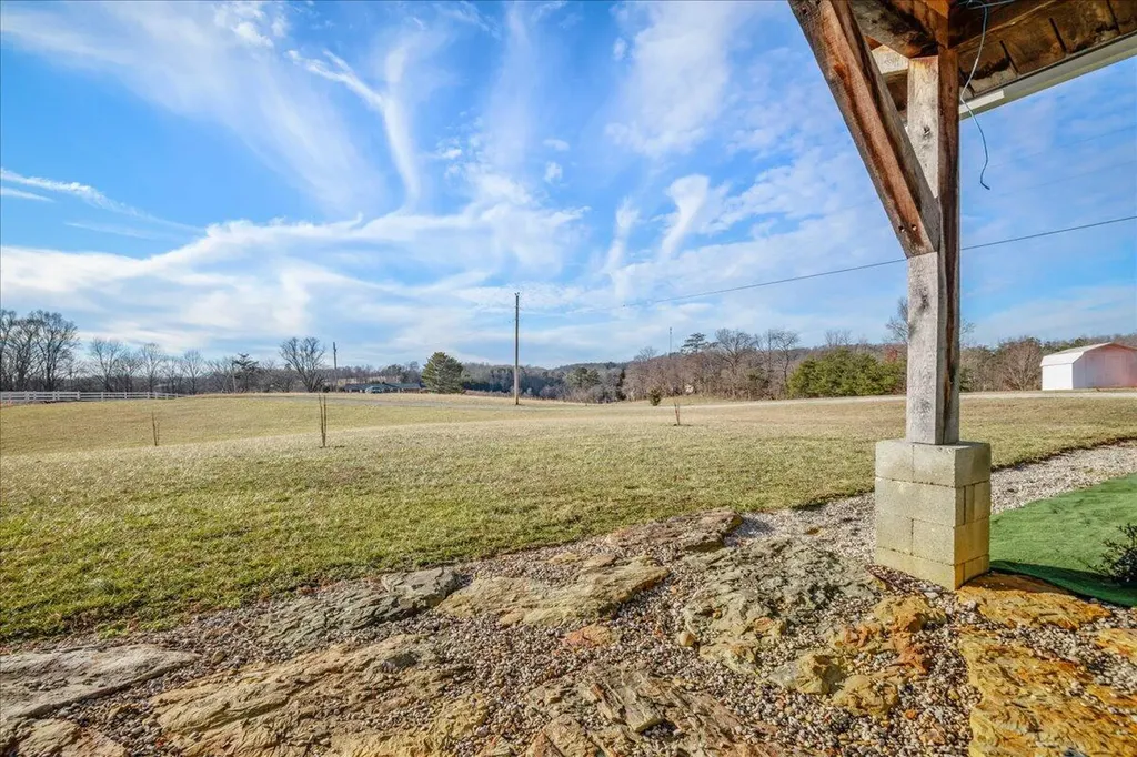 2655 Cripple Creek Road Rockholds KY 40759