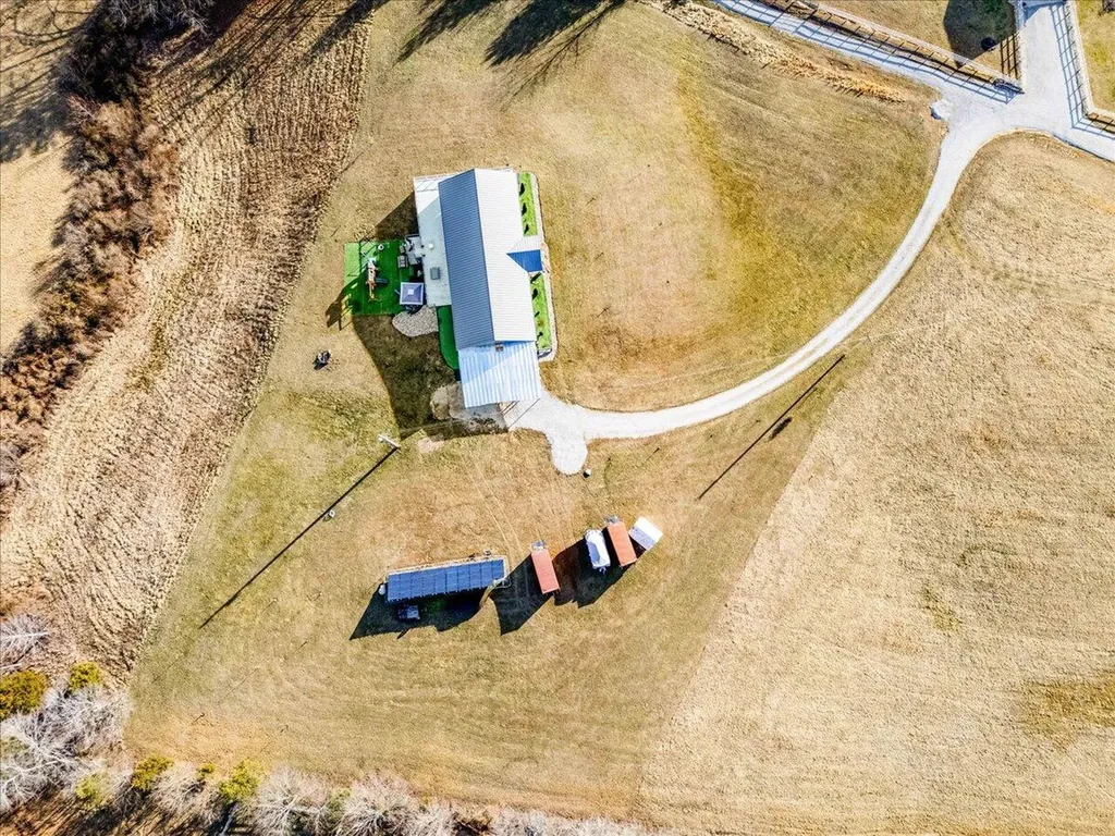 2655 Cripple Creek Road Rockholds KY 40759