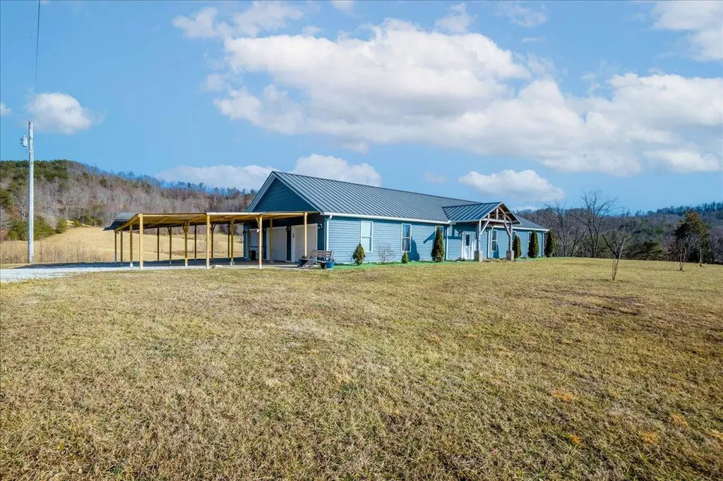 2655 Cripple Creek Road Rockholds KY 40759