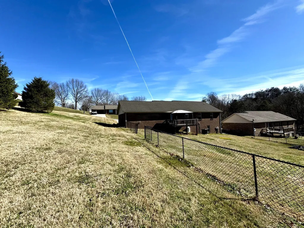 98 Enchanted Court Somerset KY 42503