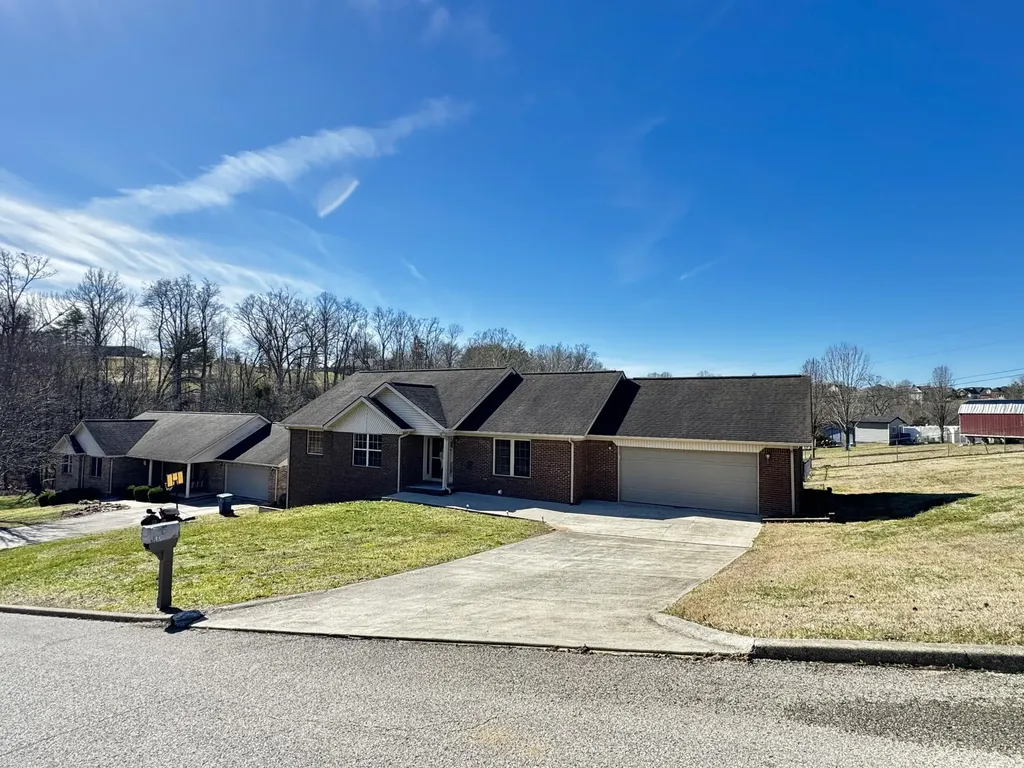 98 Enchanted Court Somerset KY 42503
