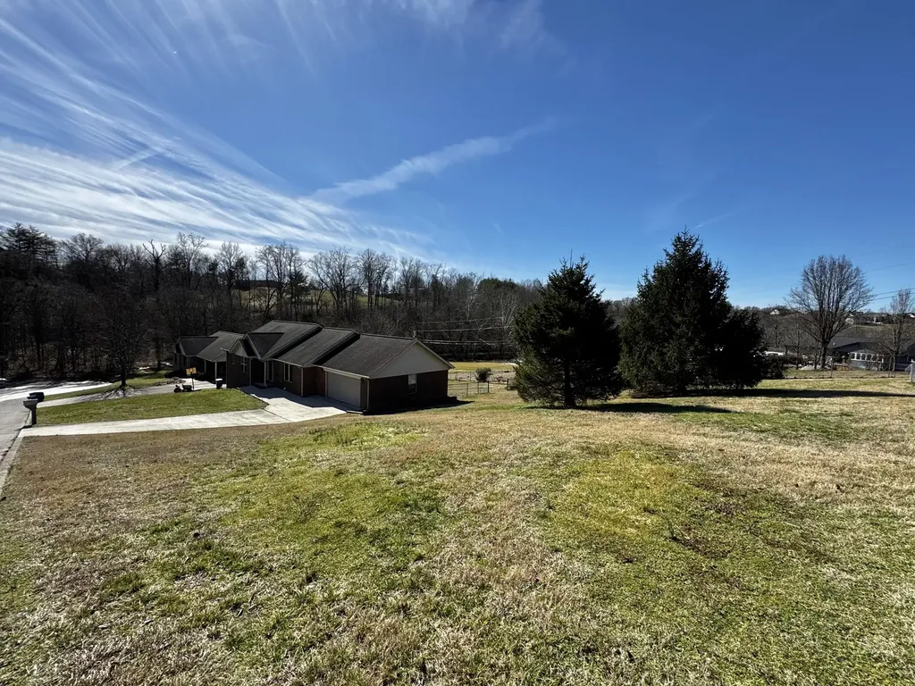 98 Enchanted Court Somerset KY 42503