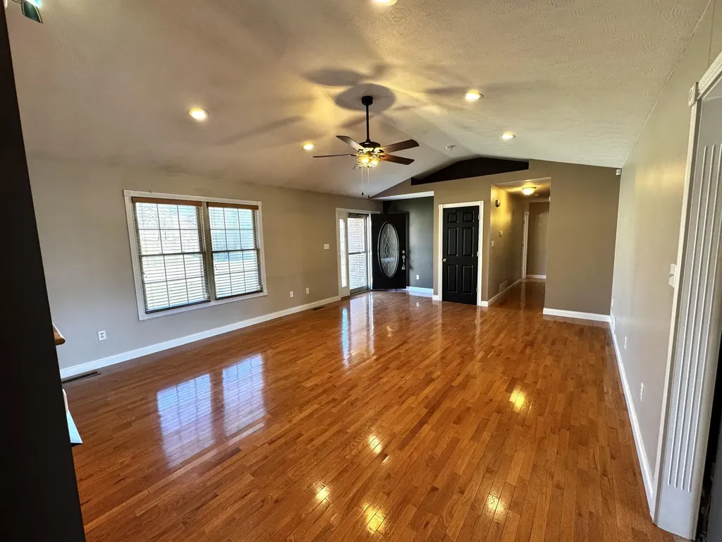 98 Enchanted Court Somerset KY 42503