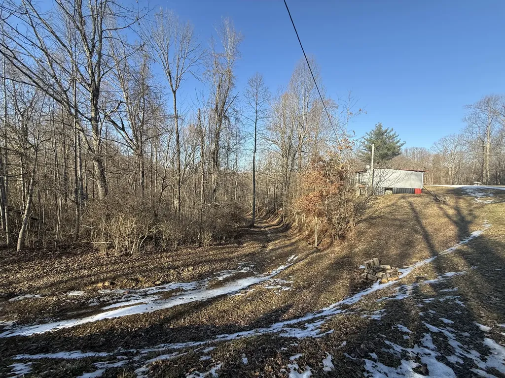 41 Reynolds Road Mckee KY 40447