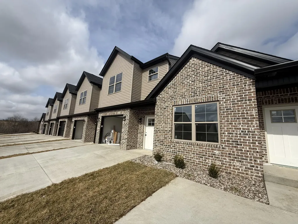 844 #7 Ridgewood Drive Berea KY 40403