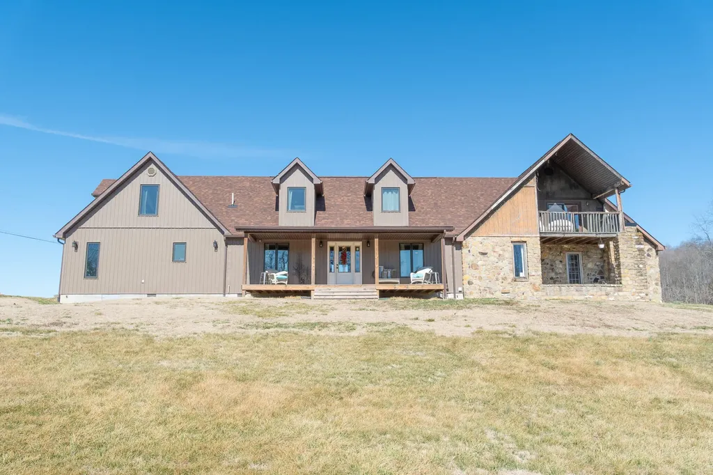731 Bee Lick Creek Road Somerset KY 42503