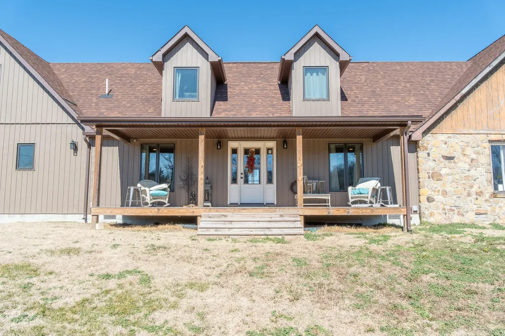 731 Bee Lick Creek Road Somerset KY 42503