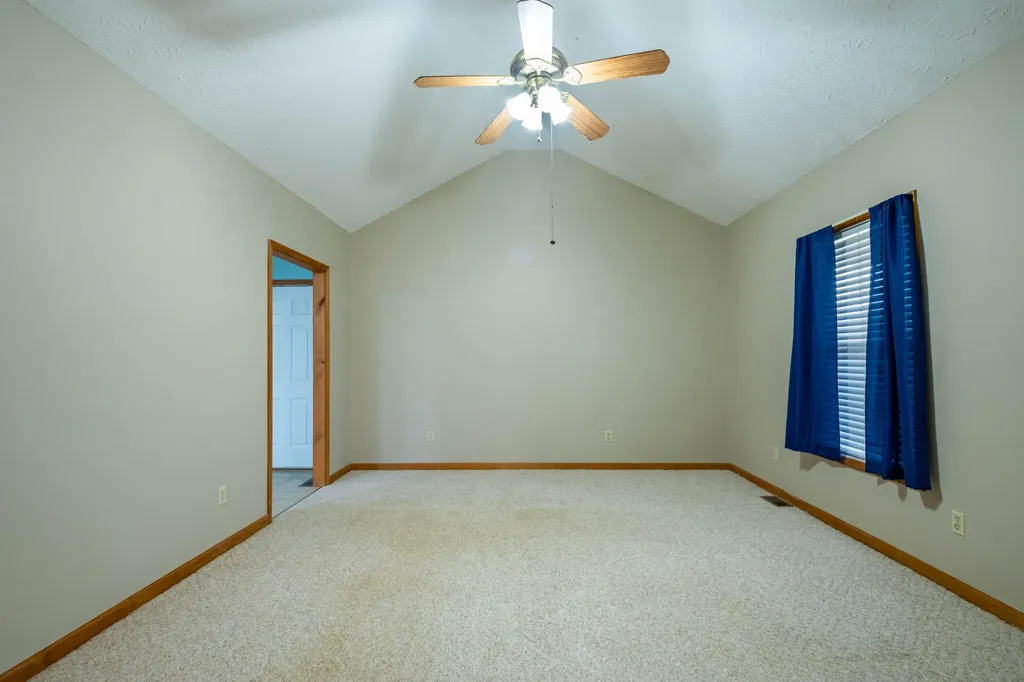 10 Nelson Drive Hustonville KY 40437