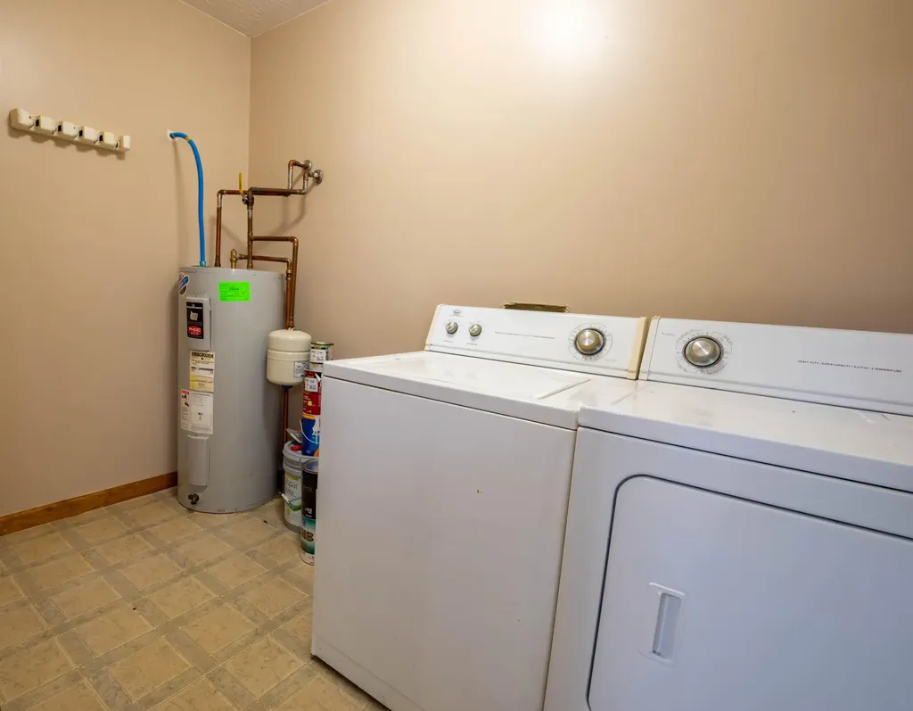 10 Nelson Drive Hustonville KY 40437