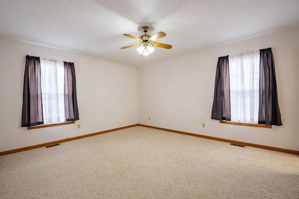10 Nelson Drive Hustonville KY 40437