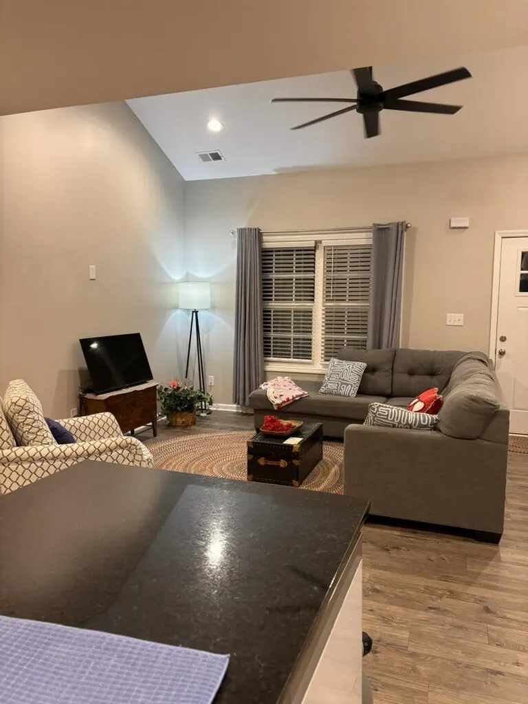106 Knob View Trace Junction City KY 40440