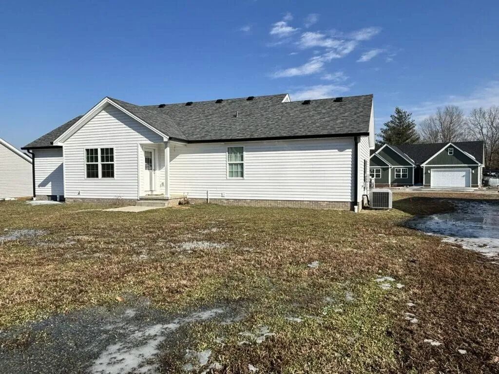 106 Knob View Trace Junction City KY 40440