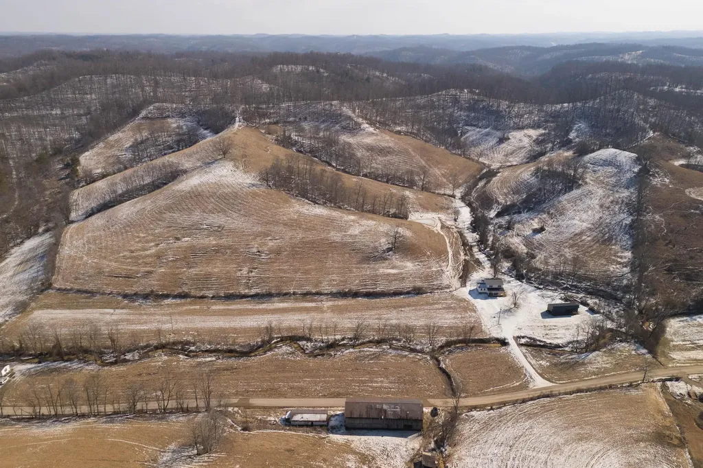 2865 Co Road 3345 Ezel KY 41425