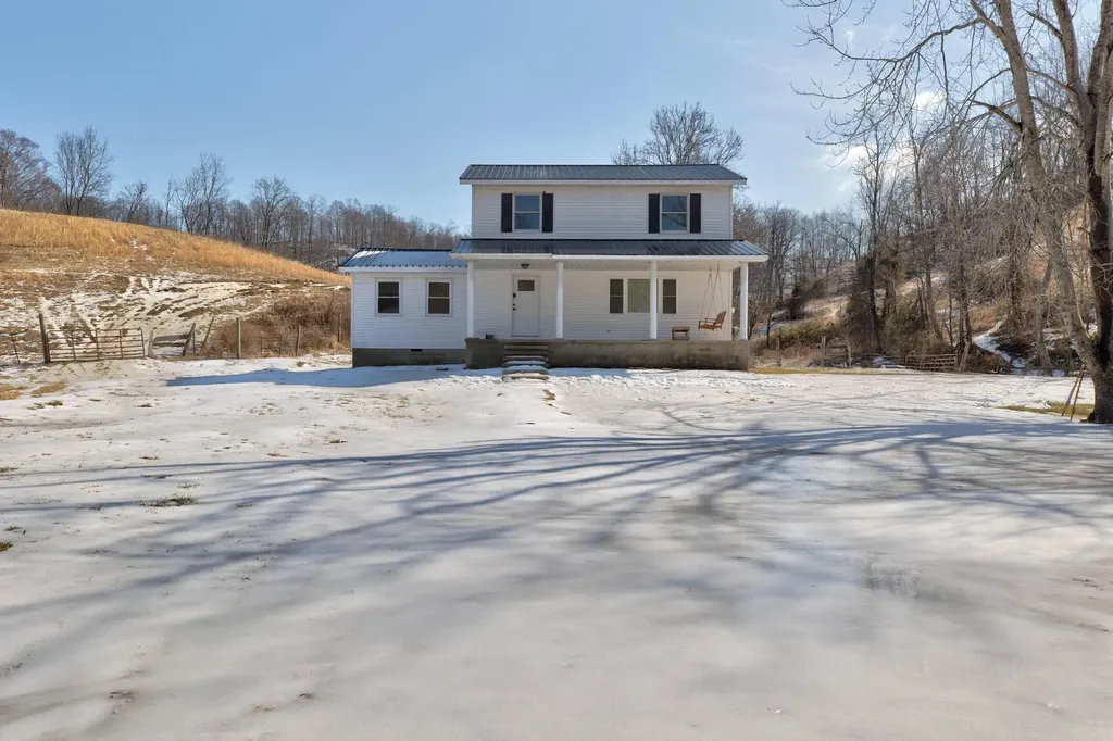 2865 Co Road 3345 Ezel KY 41425