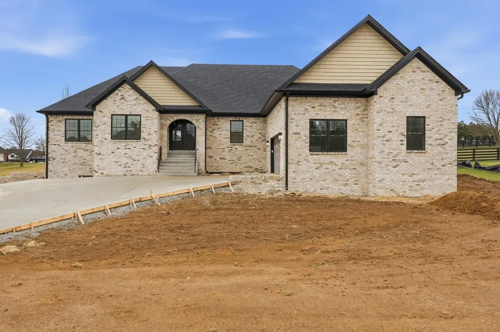 6006 Old South Drive Richmond KY 40475