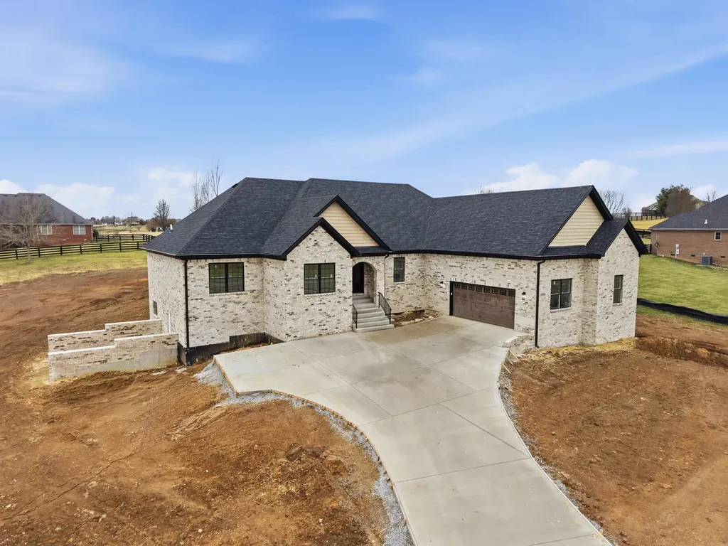 6006 Old South Drive Richmond KY 40475