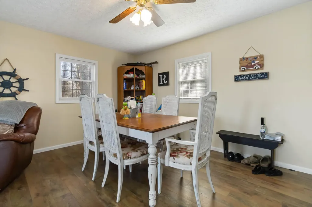 112 R. Russell Road Russell Springs KY 42642