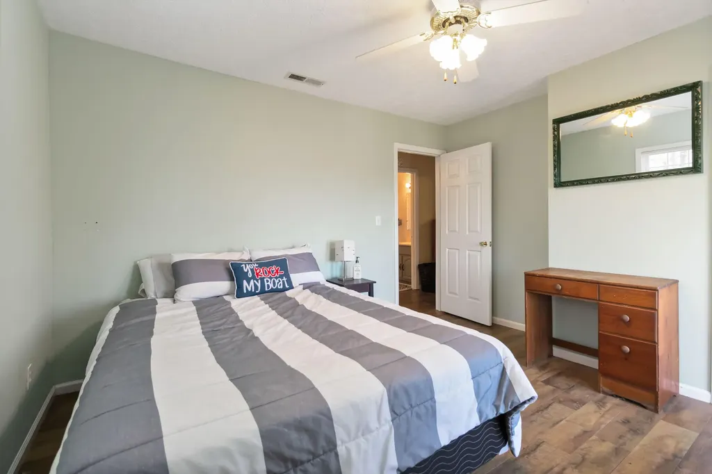112 R. Russell Road Russell Springs KY 42642
