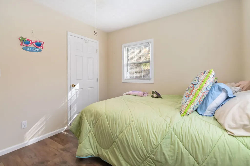 112 R. Russell Road Russell Springs KY 42642