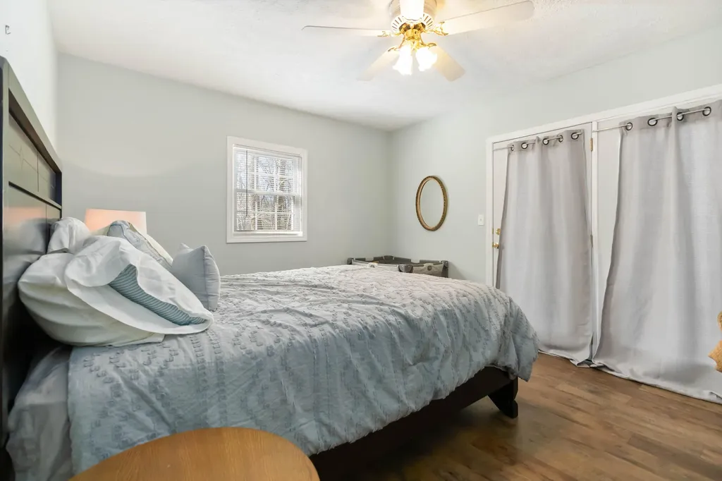 112 R. Russell Road Russell Springs KY 42642