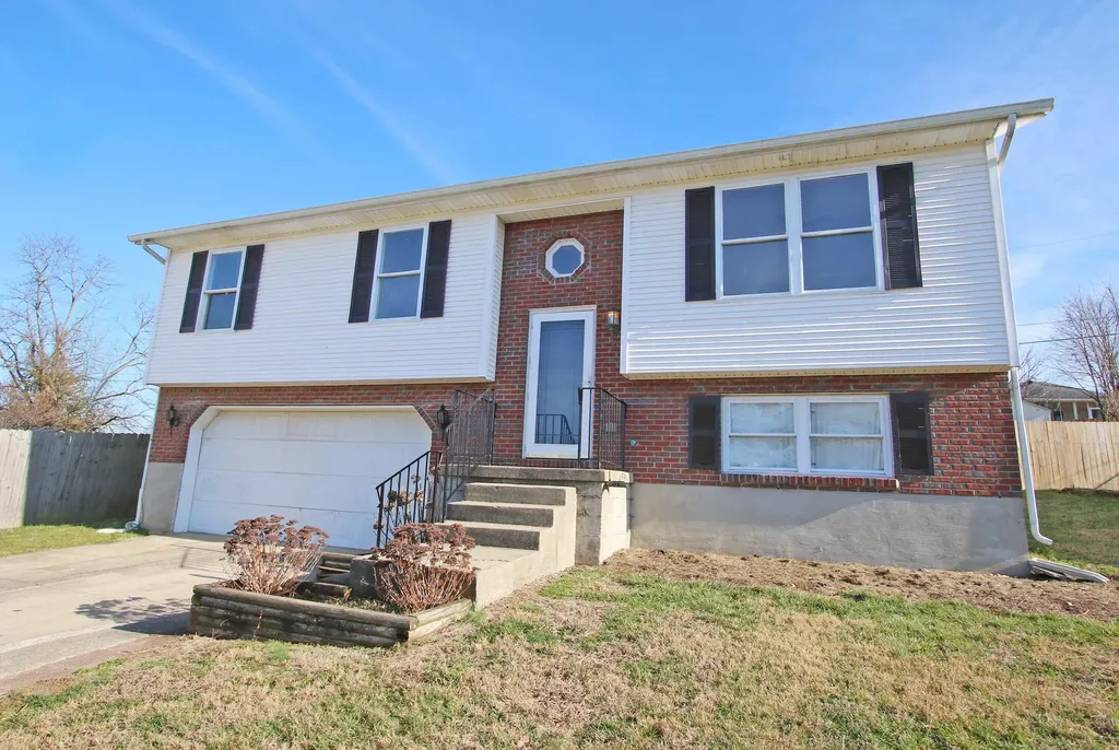 211 Lindsey Court Winchester KY 40391