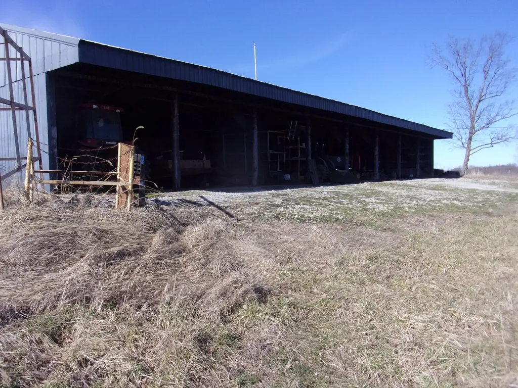 1295 Kays Road Lawrenceburg KY 40342