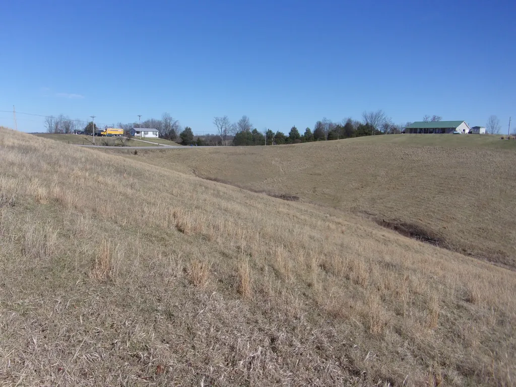 1295 Kays Road Lawrenceburg KY 40342