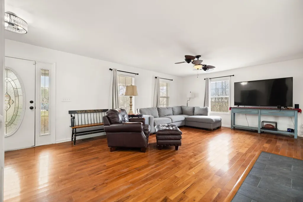 268 Palm Hill Drive Richmond KY 40475
