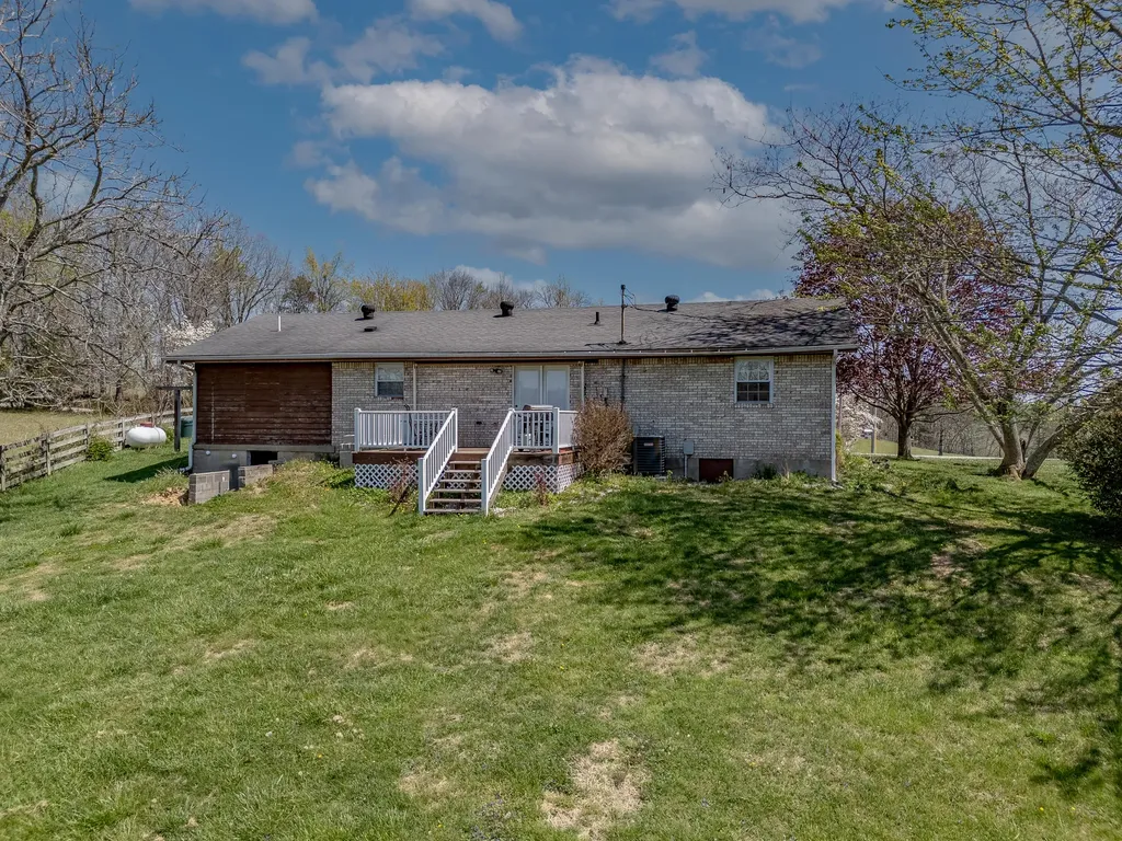 615 Igo Ridge Road Wellington KY 40387