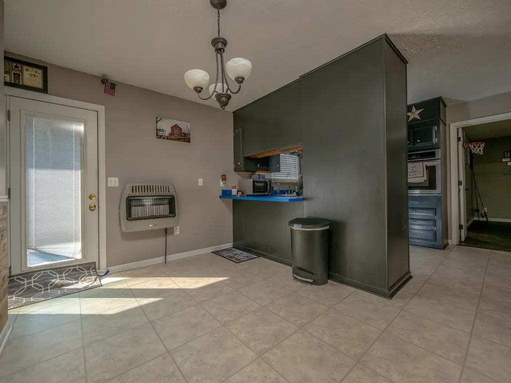 615 Igo Ridge Road Wellington KY 40387