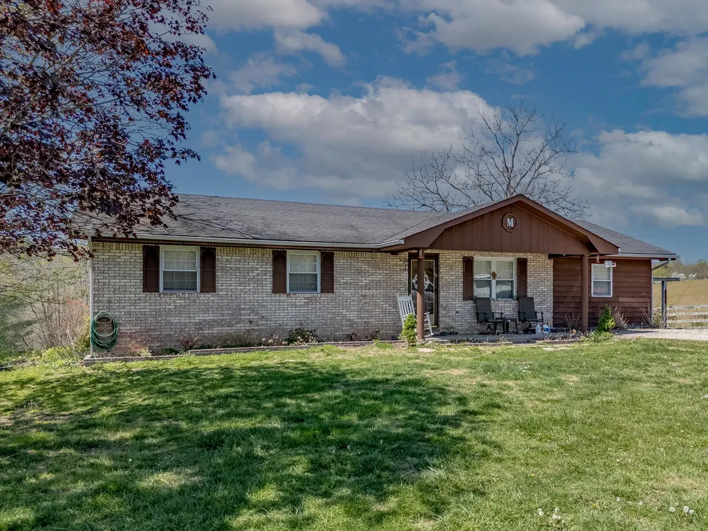 615 Igo Ridge Road Wellington KY 40387