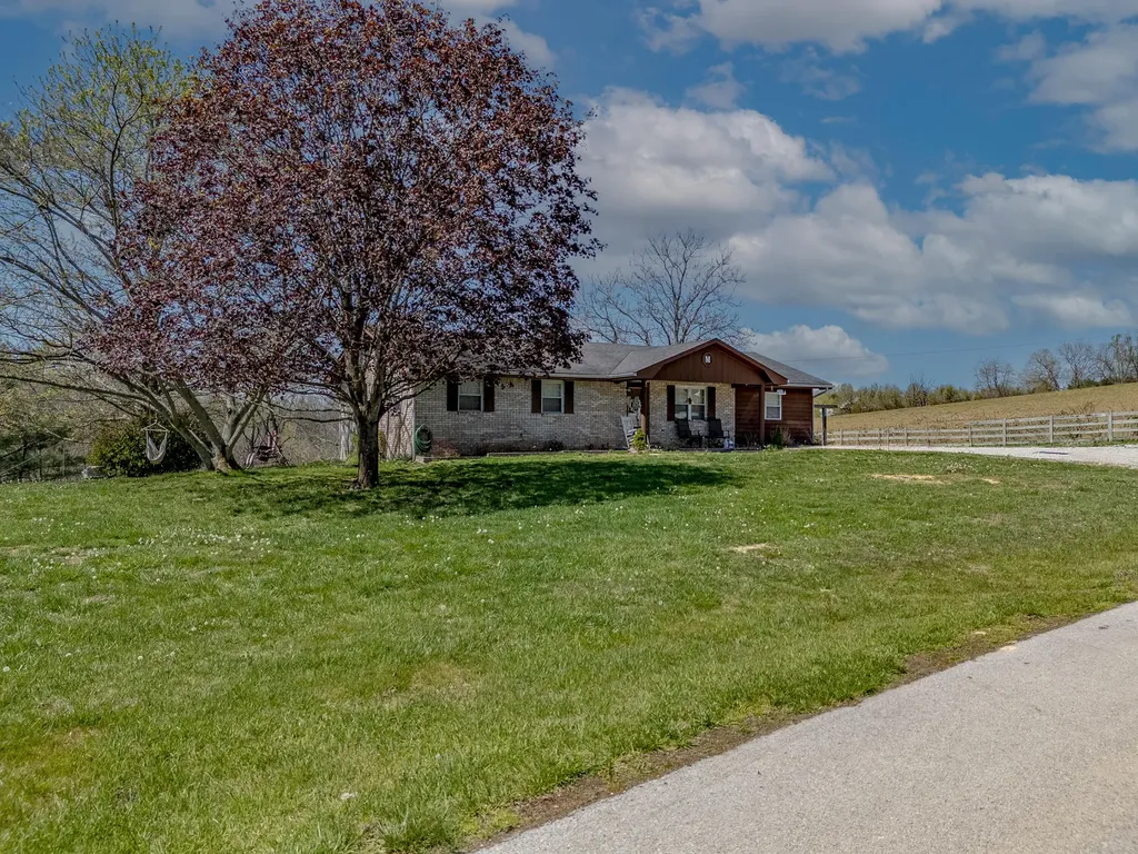615 Igo Ridge Road Wellington KY 40387