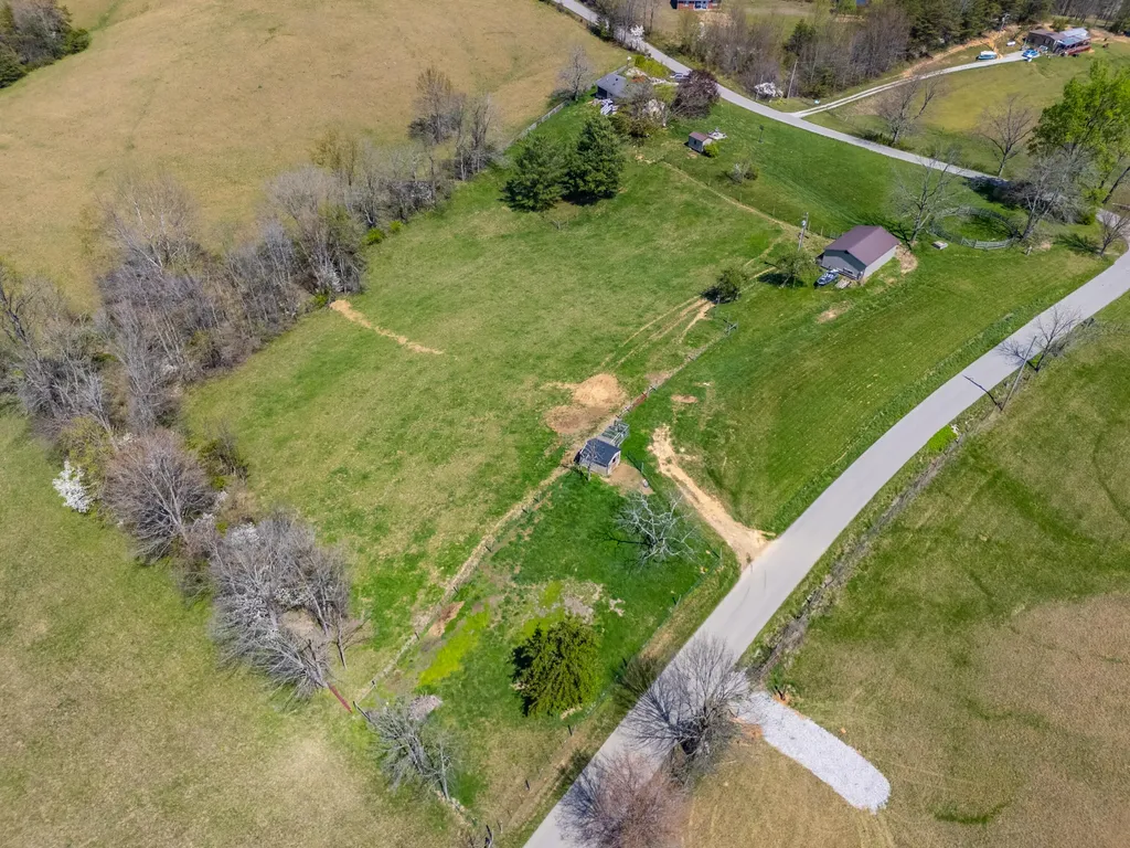 615 Igo Ridge Road Wellington KY 40387