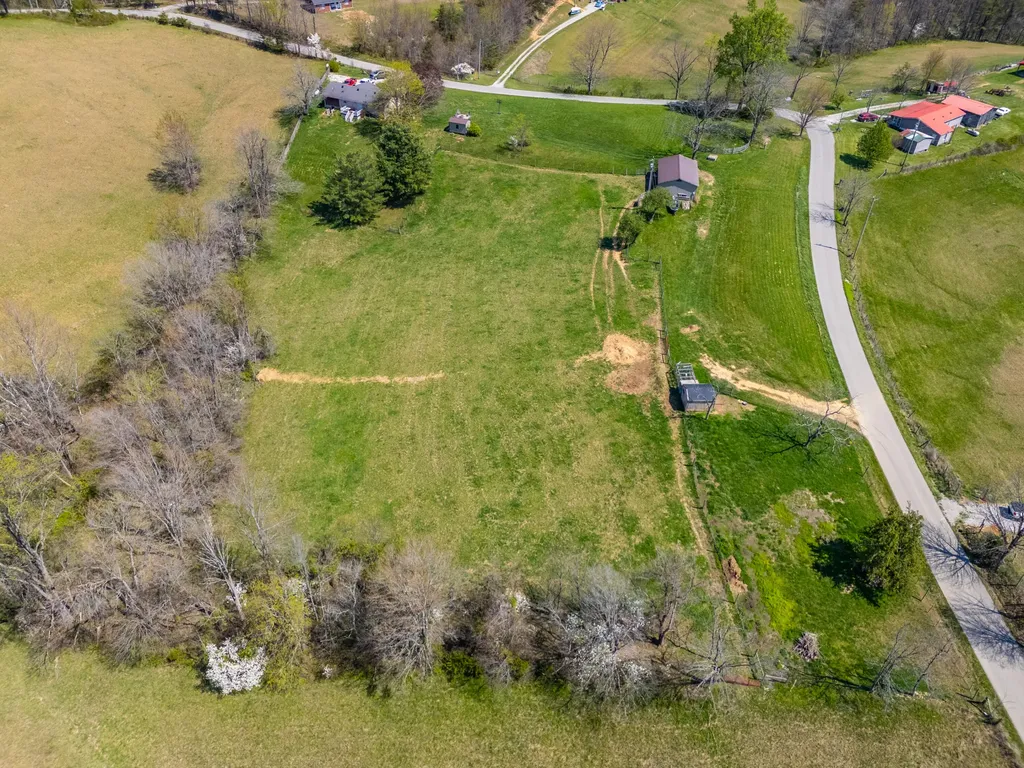 615 Igo Ridge Road Wellington KY 40387