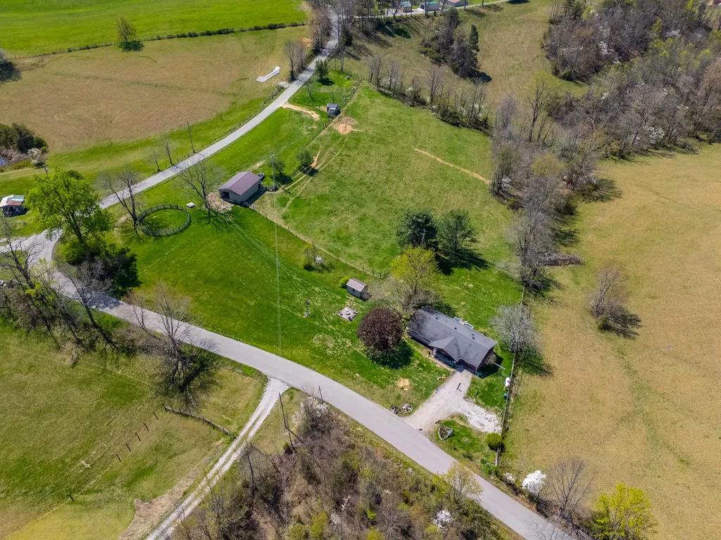 615 Igo Ridge Road Wellington KY 40387