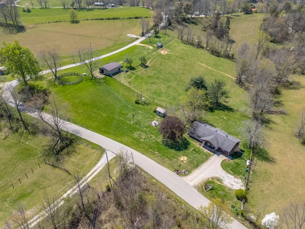 615 Igo Ridge Road Wellington KY 40387
